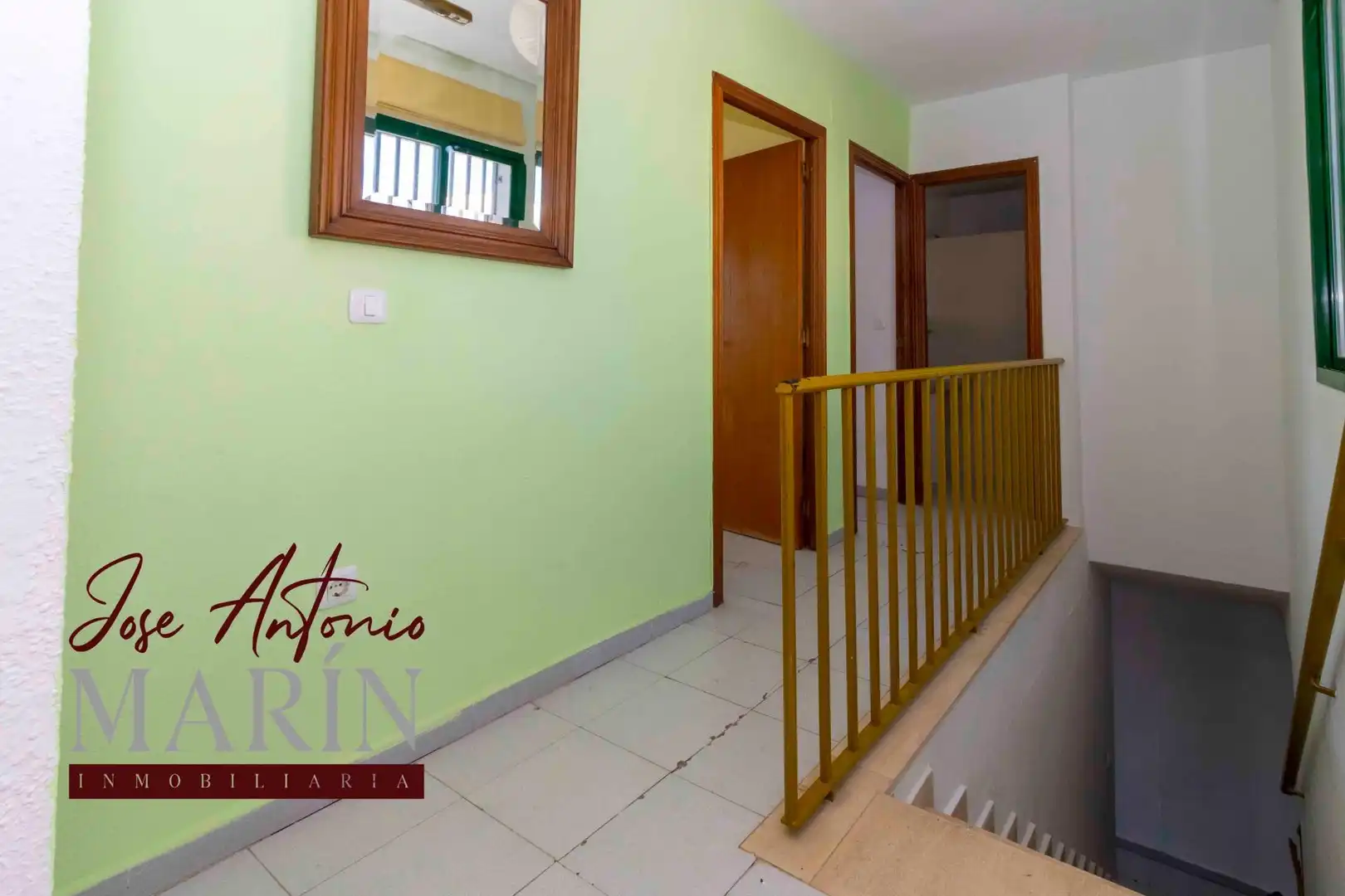 Houses for sale in Valdelacalzada
