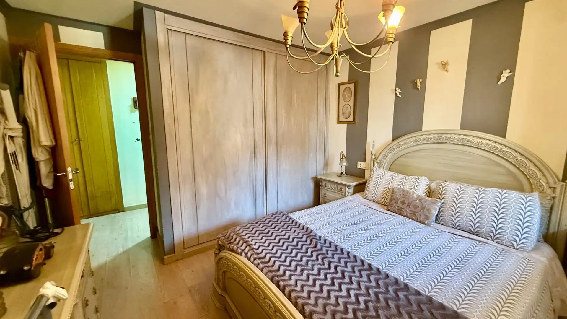 Dormitori de Casa o xalet en venda en O Carballiño   amb Calefacció, Jardí privat i Terrassa