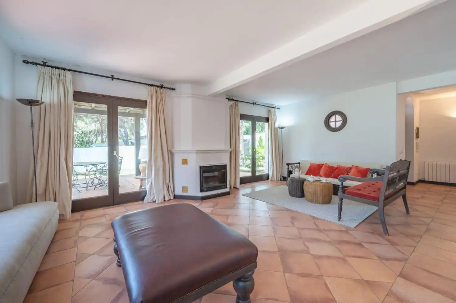 Sala d'estar de Casa o xalet de lloguer en Marbella amb Aire condicionat