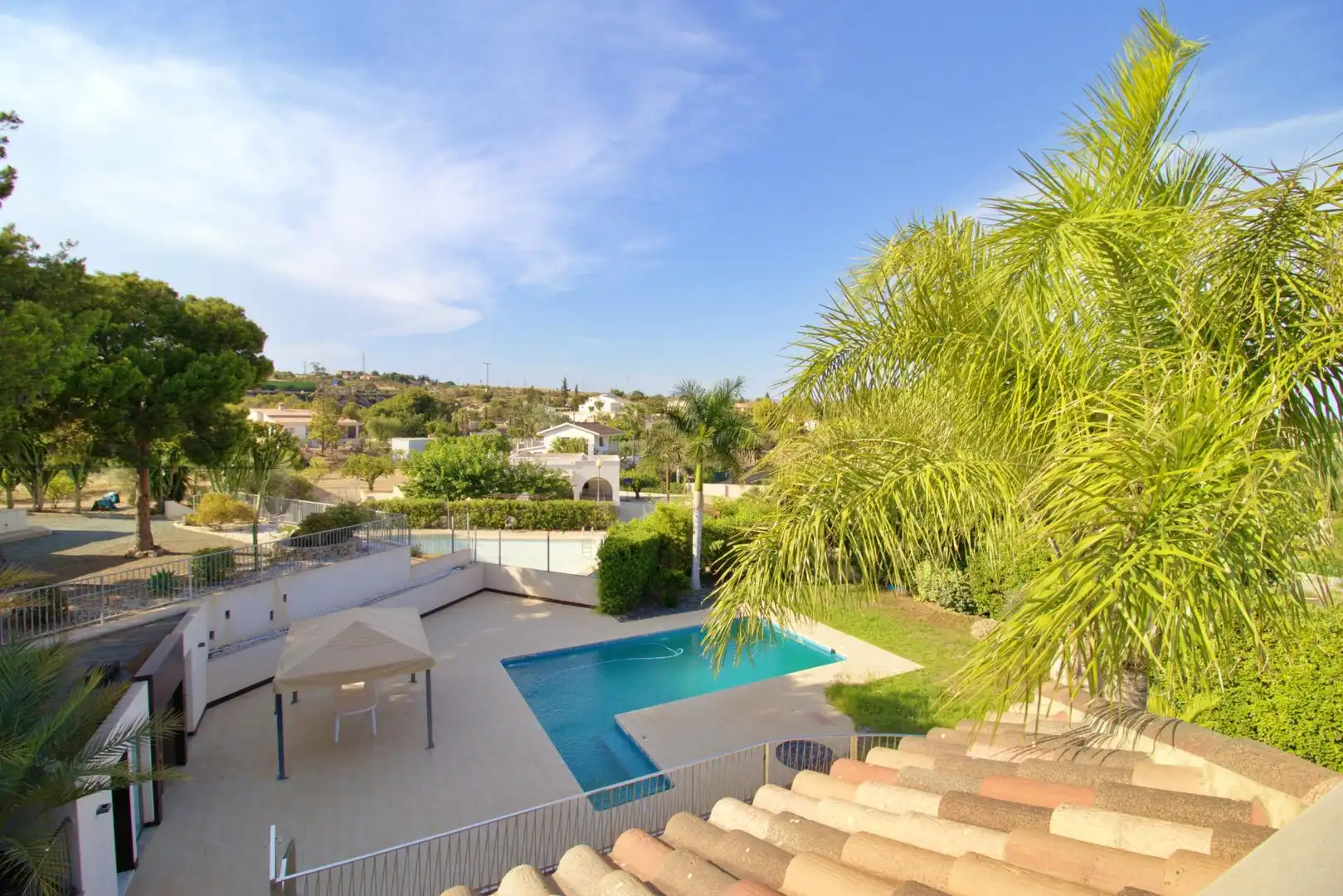 House with pool for sale in Peña de las Águilas, imagen 2