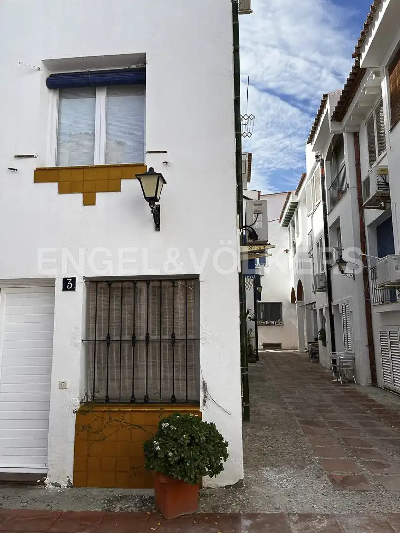 Vista exterior de Piso de alquiler en Sitges con Aire acondicionado y Calefacción