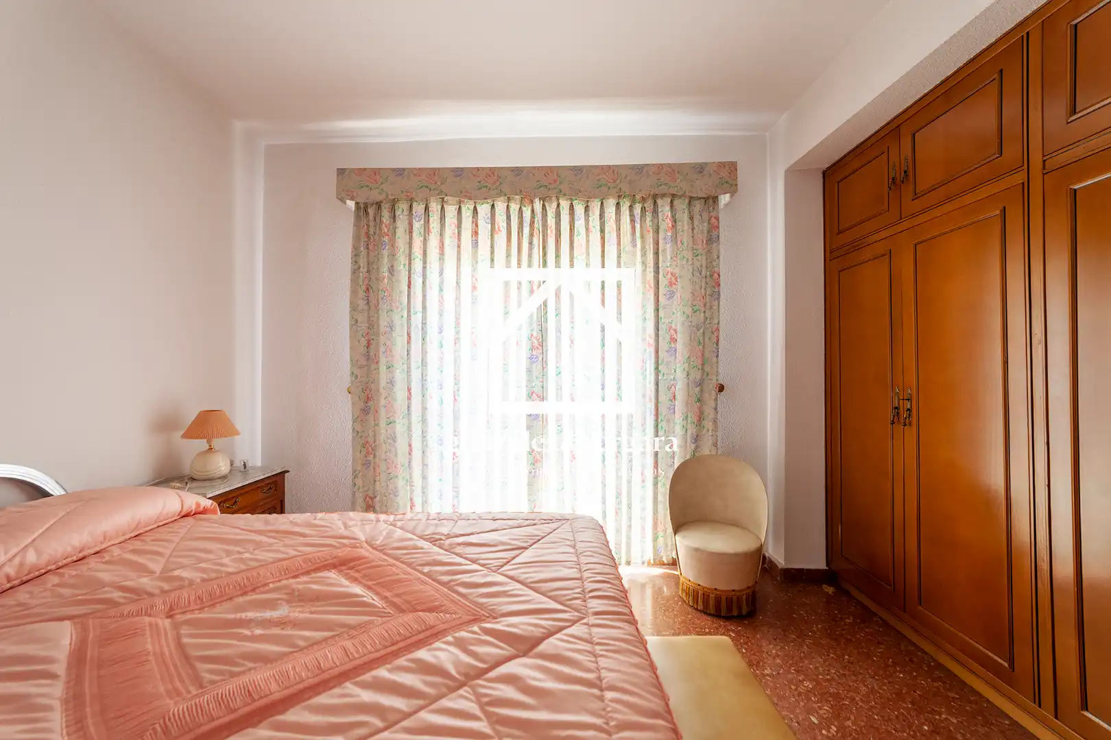 Habitación de Piso en venta en Valencia con Balcón
