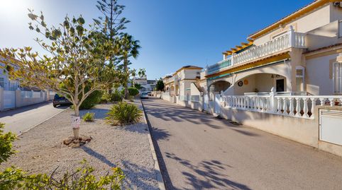 Foto 2 de Casa adosada en venta en Lomas de Cabo Roig - Los Dolses, Orihuela
