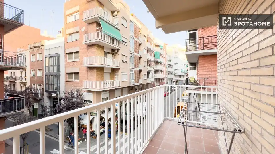Habitació a Sants-Badal