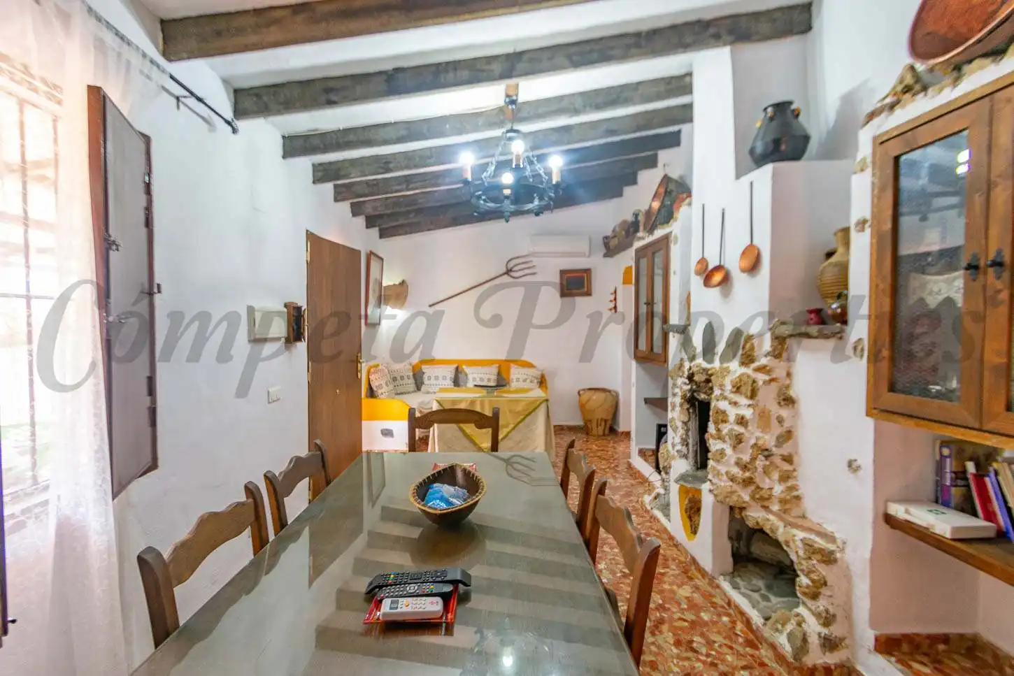 Küche von Country house zum Verkauf in Sedella mit Klimaanlage, Privatgarten und Terrasse