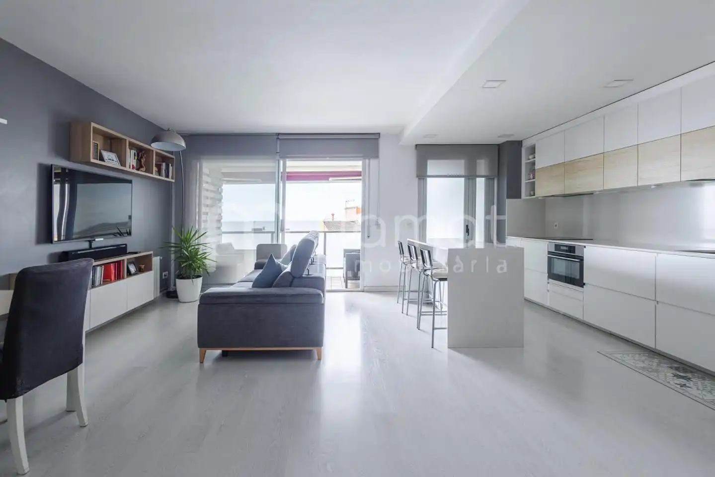 Sala de estar de Ático en venta en Montgat con Aire acondicionado, Calefacción y Parquet