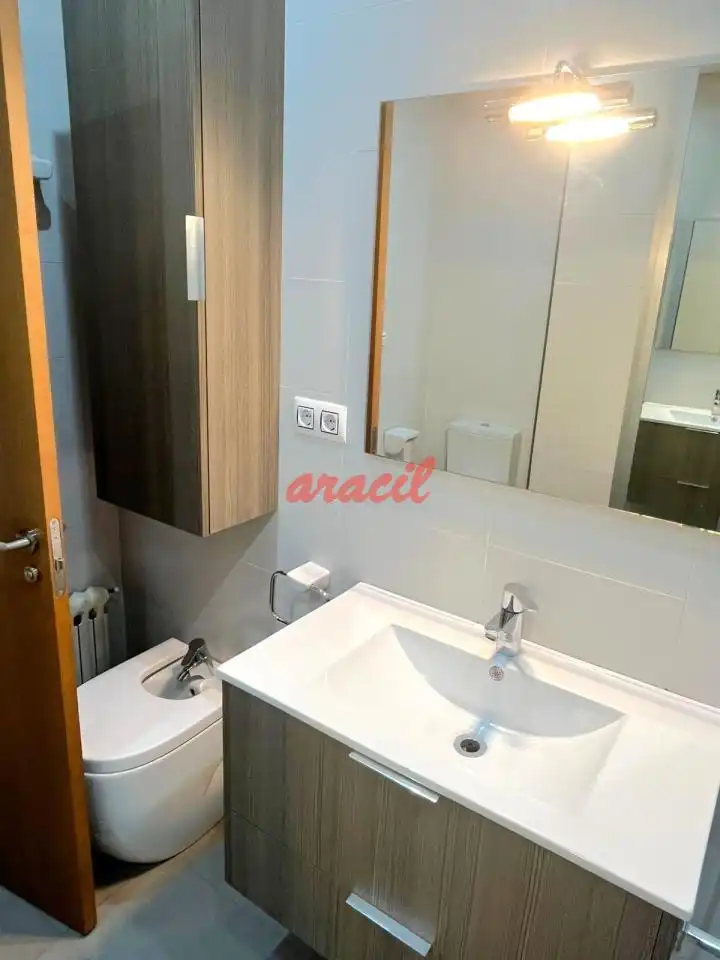 Baño de Piso en venta en Ourense Capital  con Calefacción, Terraza y Balcón