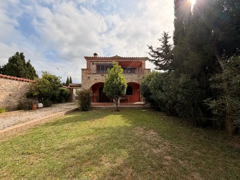 Casa con terraza en venta en Carrer de Figueres, imagen 72