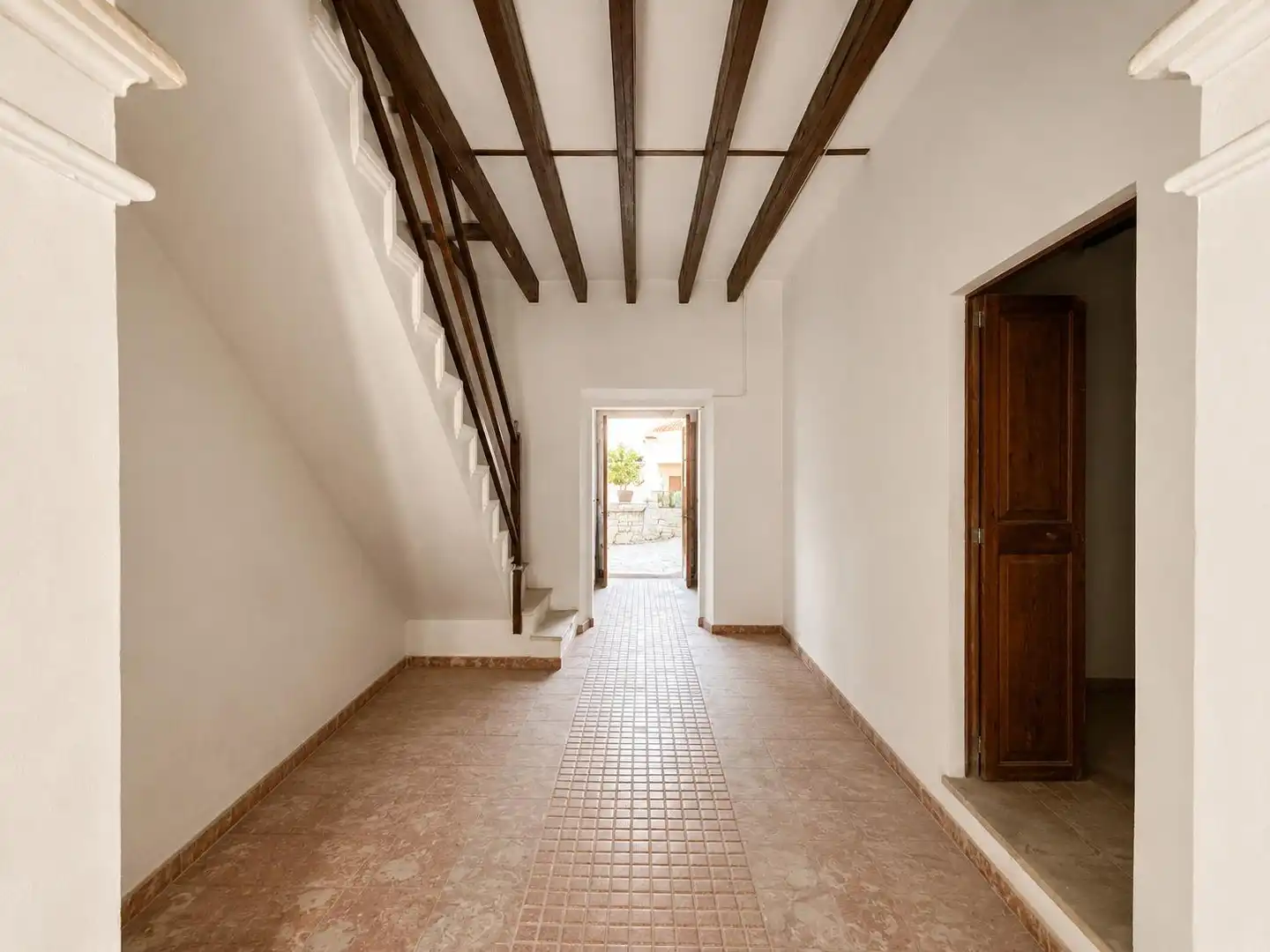 Einfamilien-Reihenhaus zum Verkauf in Llucmajor mit Privatgarten und Balkon