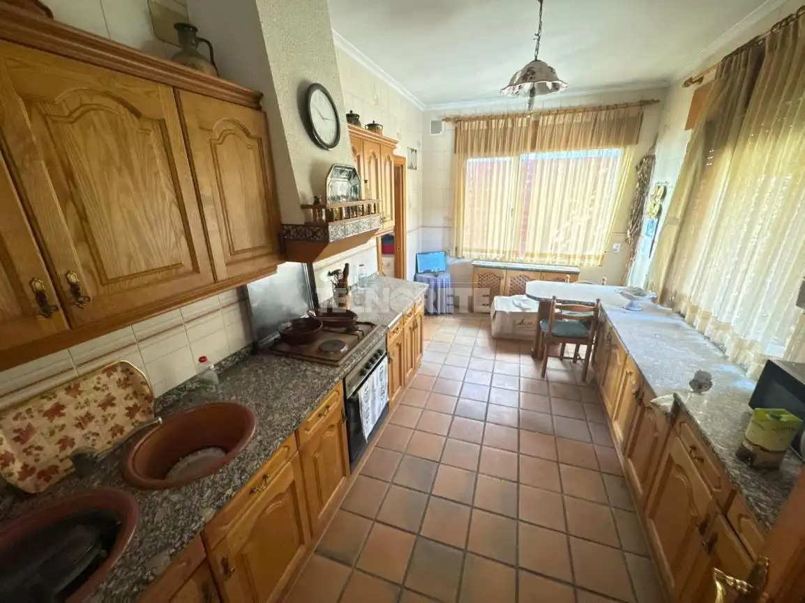 Cocina de Casa o chalet en venta en Polán con Jardín privado y Terraza