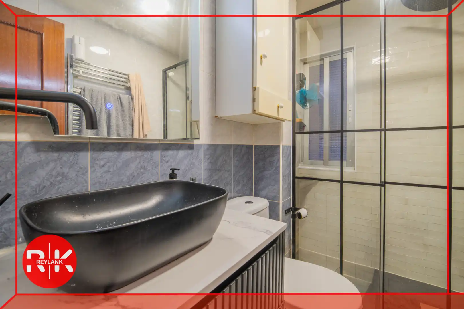 Badezimmer von Wohnung zum Verkauf in Coslada mit Klimaanlage