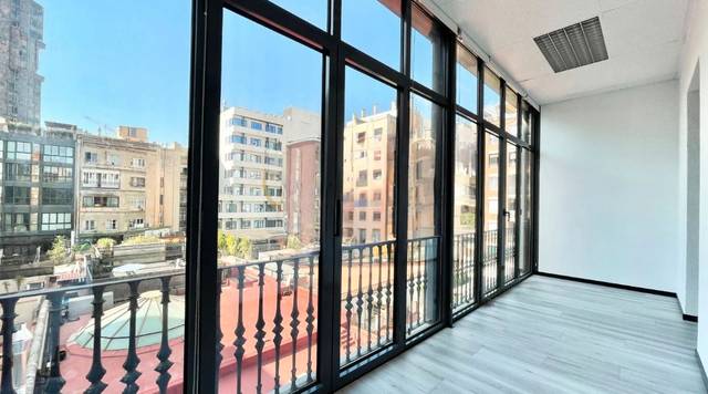 Oficina en Alquiler en Carrer del Bruc en Dreta de l'Eixample