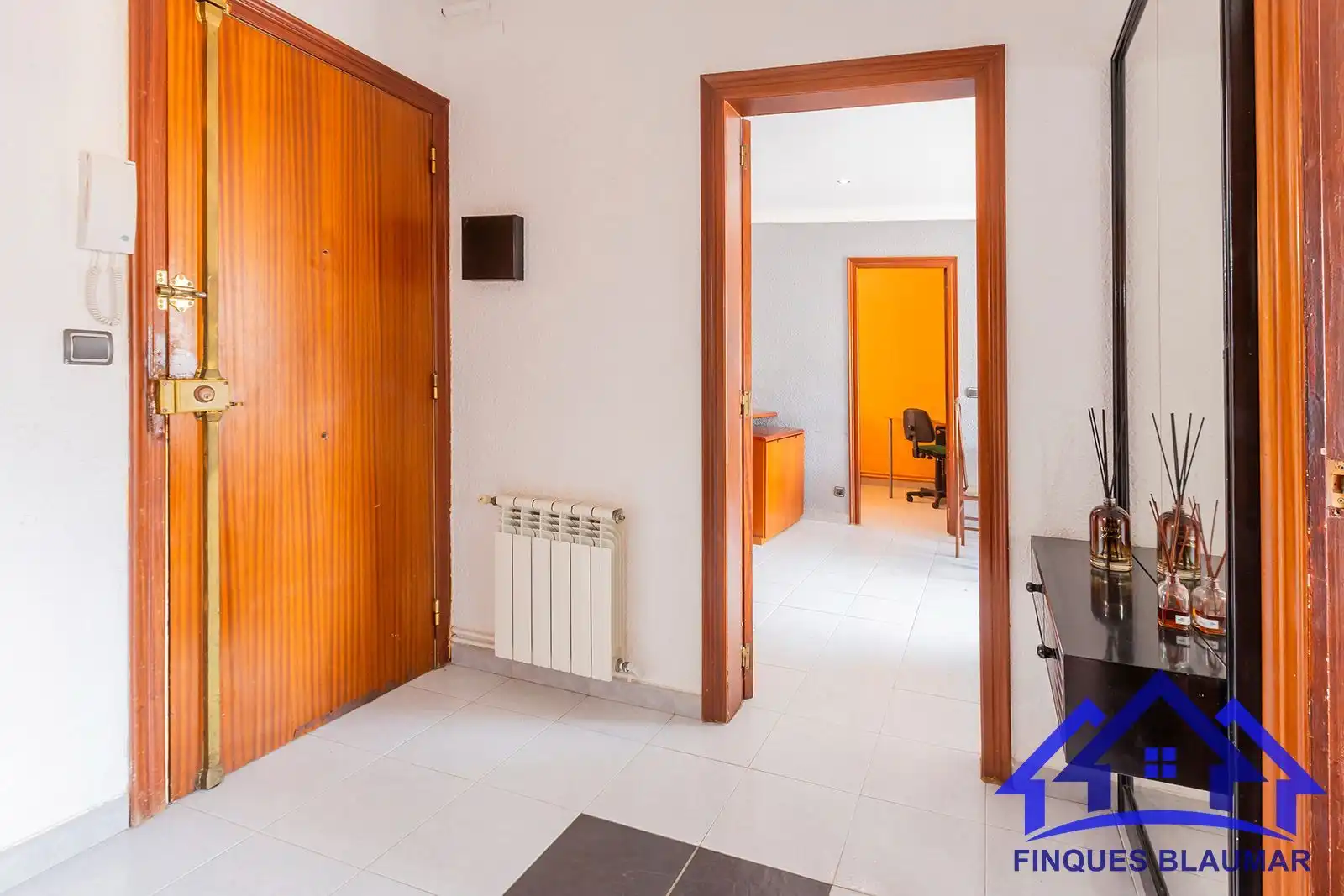 Piso en venta en Canet de Mar con Calefacción
