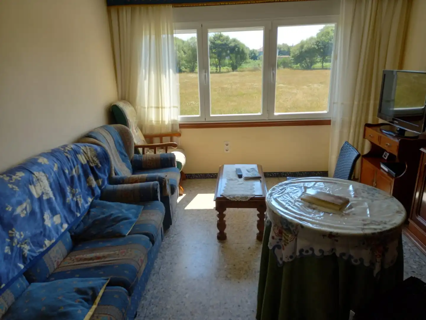 Sala de estar de Piso en venta en Curtis con Trastero y Amueblado