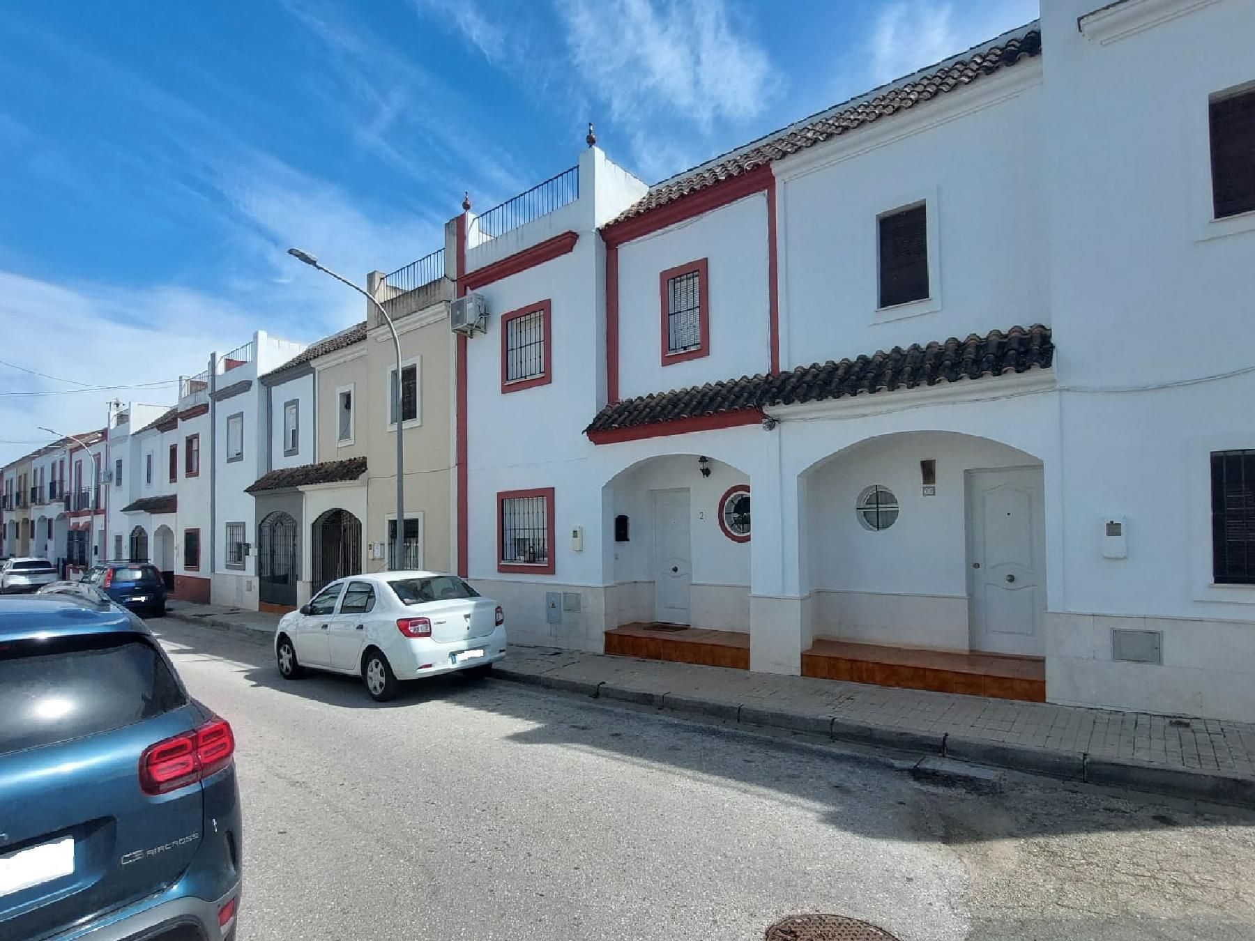 Exterior view of House or chalet for sale in Pilas