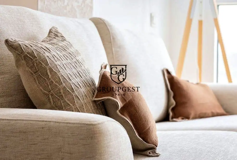 Living room of Flat for rent in Málaga  with Air Conditioner, Heating and Parquet flooring