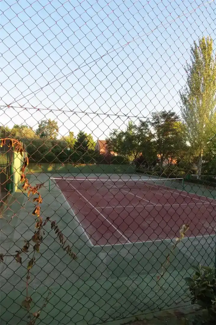 Vista exterior de Casa o xalet per a compartir en Las Rozas de Madrid amb Aire condicionat, Jardí privat i Parquet