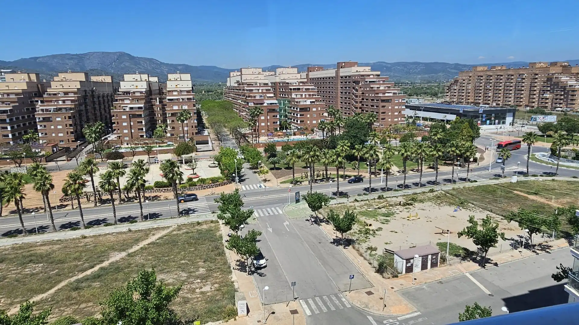 Vista exterior de Apartamento en venta en Oropesa del Mar / Orpesa con Aire acondicionado, Calefacción y Terraza