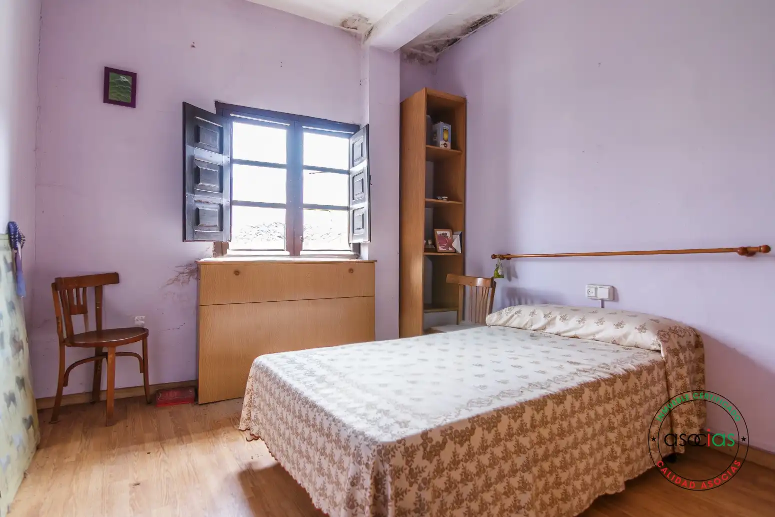 Dormitori de Casa o xalet en venda en Bimenes amb Jardí privat