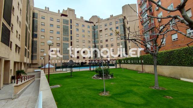 Piso en Alquiler en Calle Puerto de la Cruz Verde en Legazpi