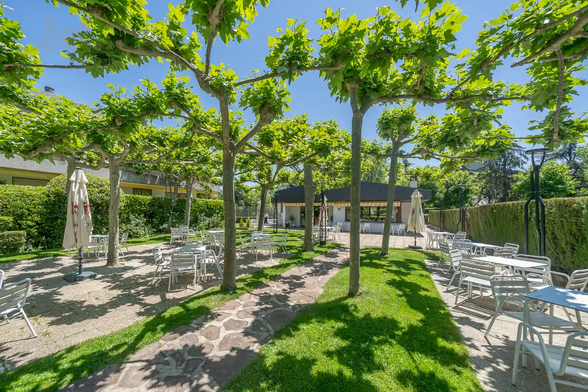 Terrace of Flat for sale in El Escorial  with Air Conditioner, Heating and Parquet flooring