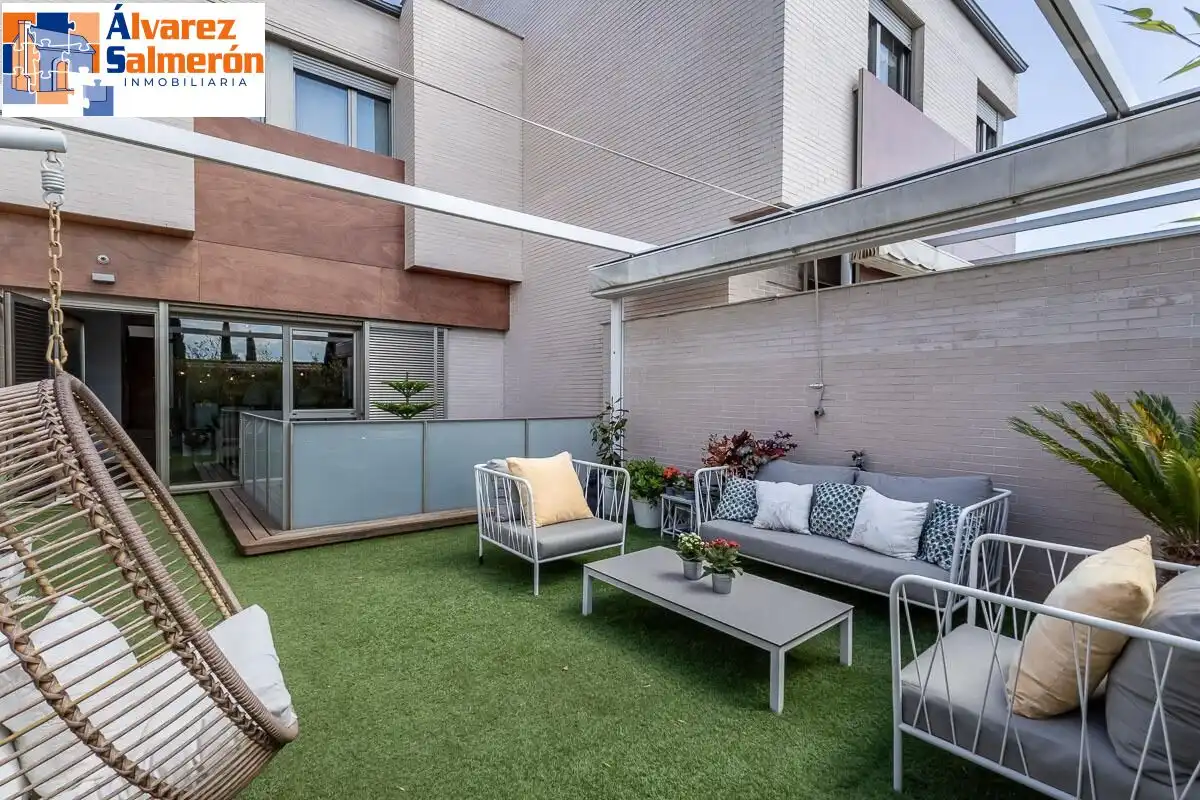 Terrace of Detached homes for sale in Granada