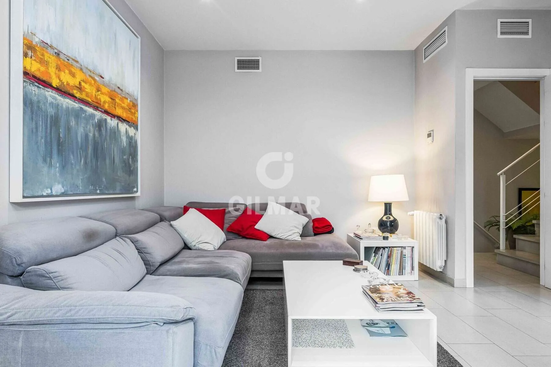 Sala de estar de Dúplex en venta en  Sevilla Capital con Calefacción, Trastero y Balcón