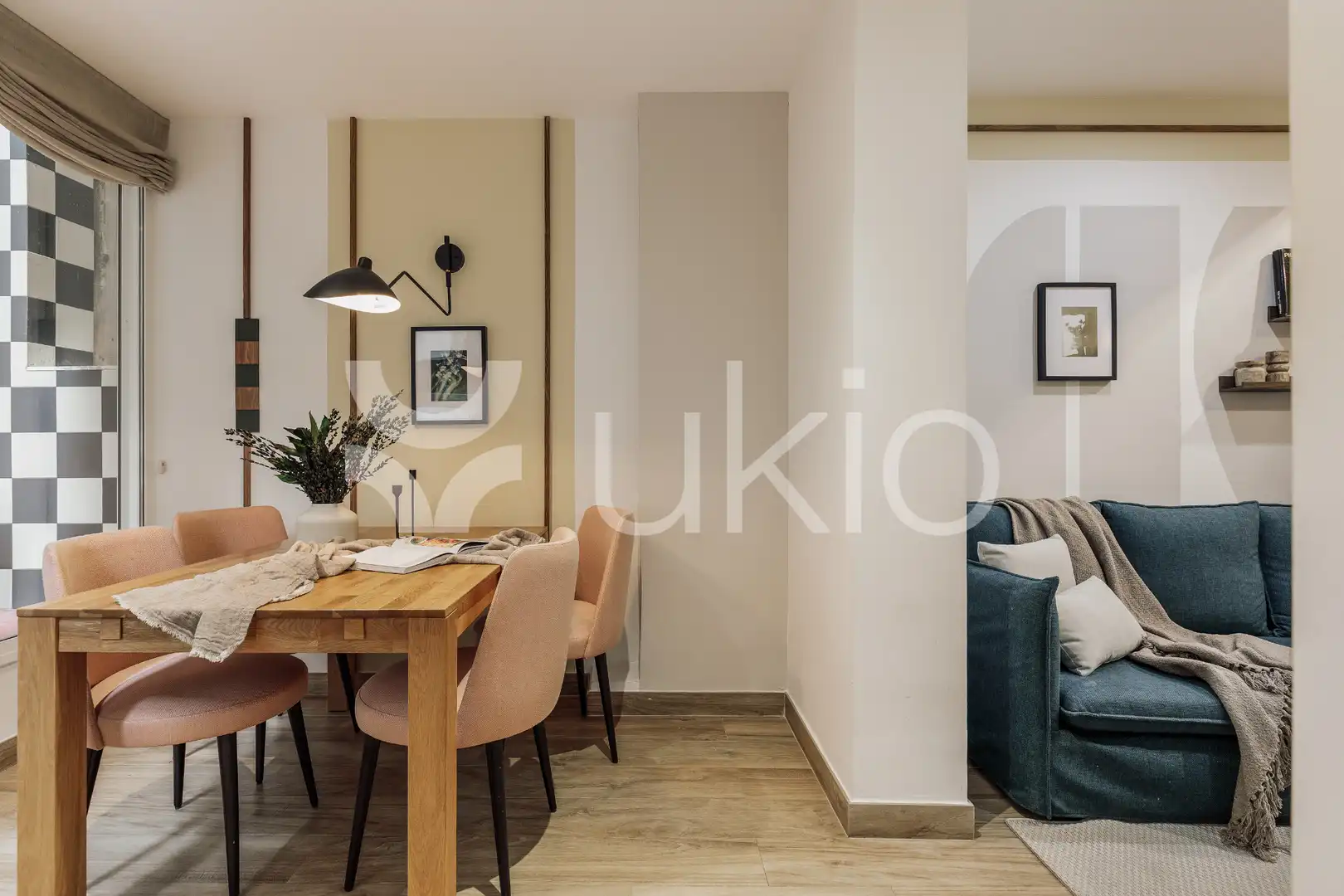 Sala de estar de Apartamento de alquiler en Barcelona con Aire acondicionado, Calefacción y Terraza