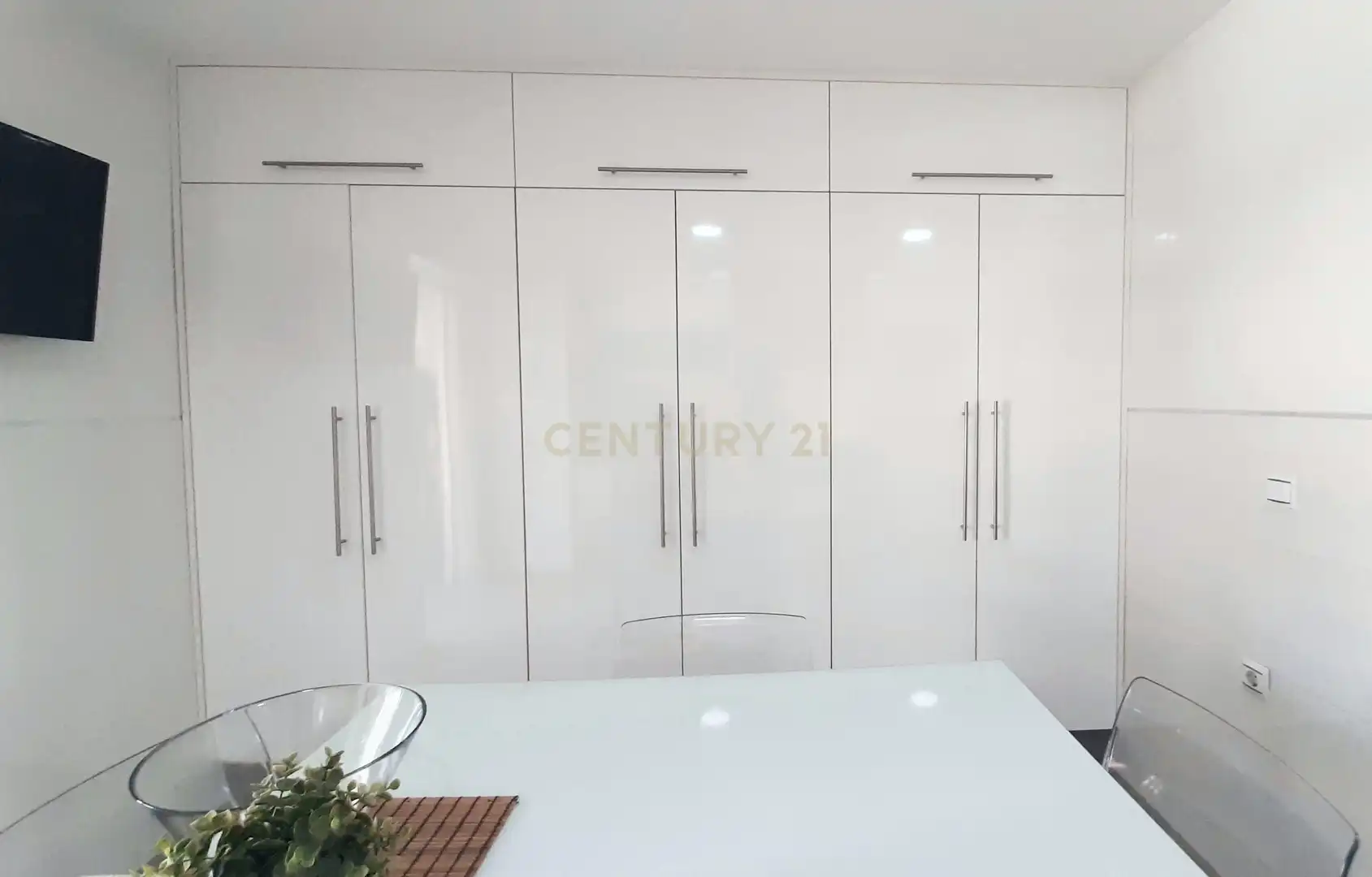 Kitchen of Flat for rent in Málaga  with Air Conditioner, Oven and Washing machine
