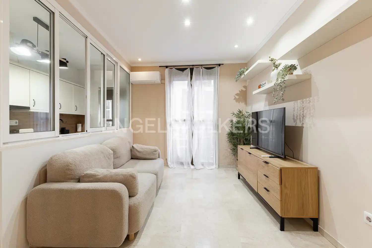 Sala de estar de Piso en venta en Valencia con Aire acondicionado, Calefacción y Balcón