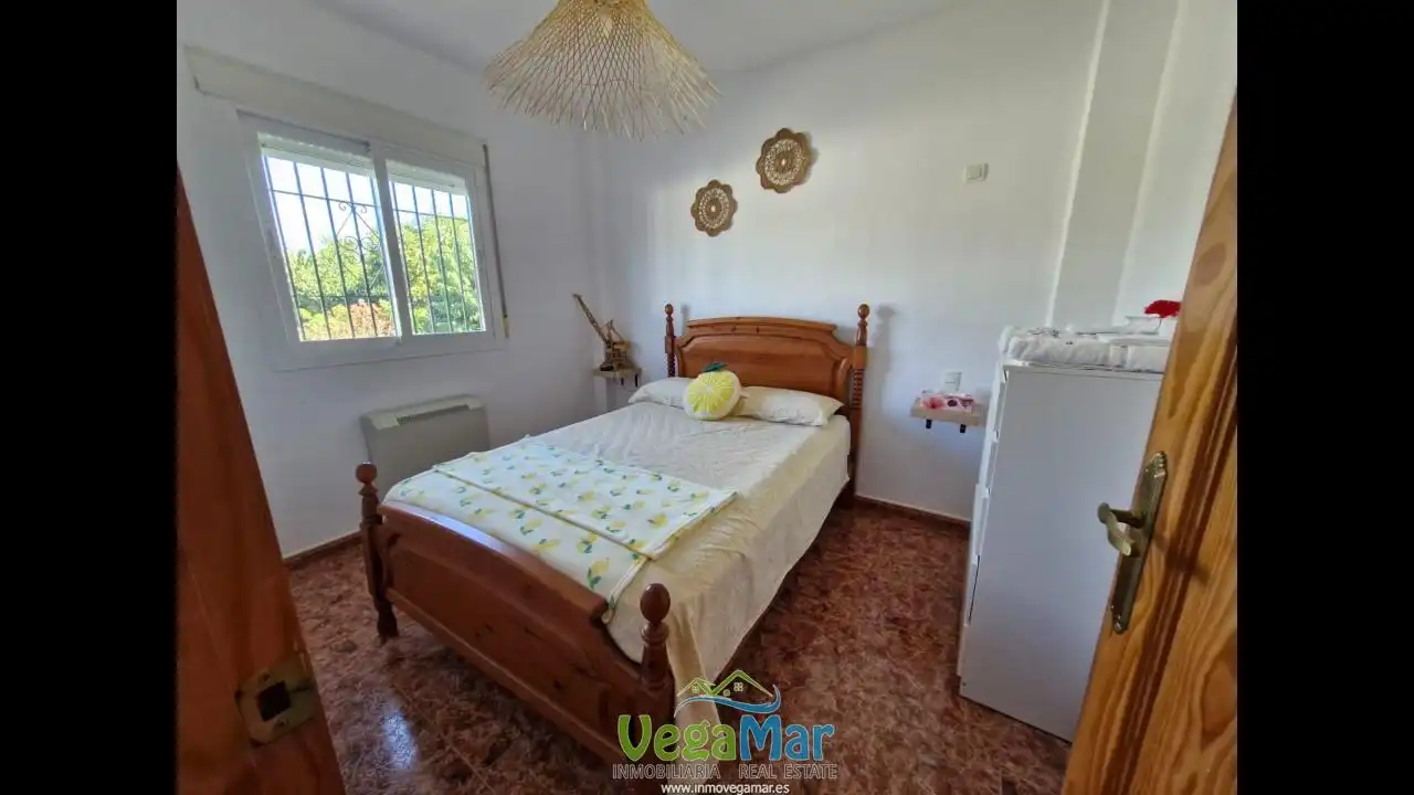 Dormitori de Casa o xalet de lloguer en Salobreña amb Jardí privat, Terrassa i Piscina