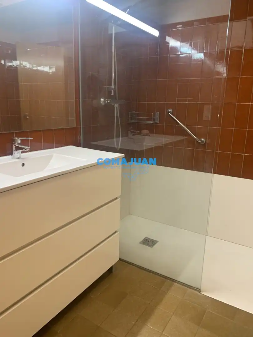 Badezimmer von Country house zum Verkauf in Mataró mit Klimaanlage, Heizung und Terrasse