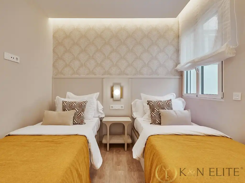 Bedroom of Attic for sale in Madrid  with Air Conditioner, Terrace and Swimming Pool