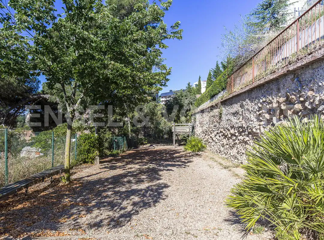 Exterior view of Houses for sale in Barcelona  with Heating, Private garden and Parquet flooring