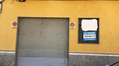 plaza de garaje super amplia ideal para 4 coches y sobra espacio.
