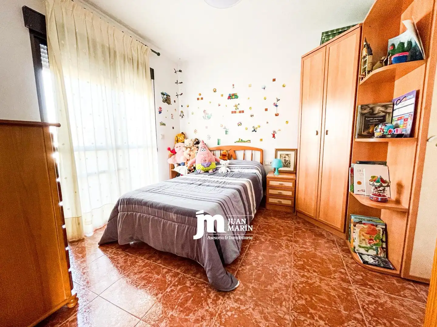 Dormitori de Casa adosada en venda en Cieza amb Aire condicionat, Balcó i Piscina comunitària