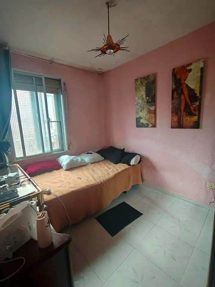 Bedroom of Flat for sale in Madrid  with Air Conditioner, Heating and Furnished