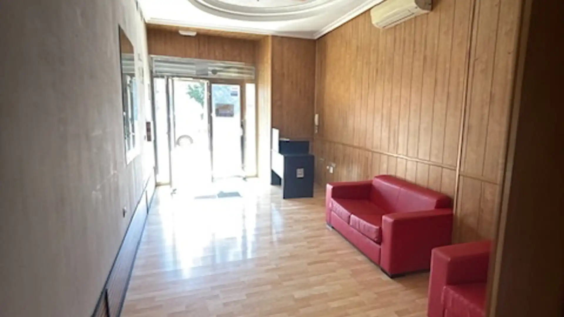 Premises for sale in  Almería Capital  with Air Conditioner, Heating and Alarm