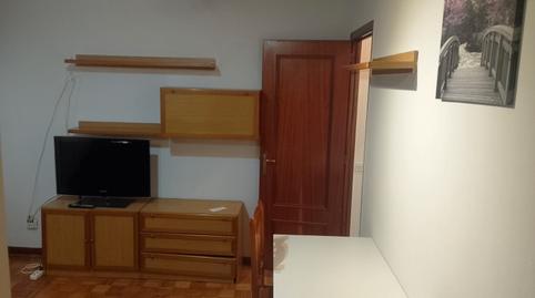 Foto 5 de Apartamento de alquiler en Calle Augusto Junquera, 26, Ciudad Naranco - Prados de La Fuente, Asturias