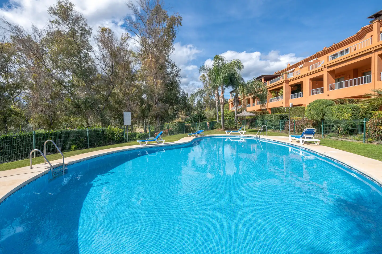 Ático con piscina en venta en Marbella Centro