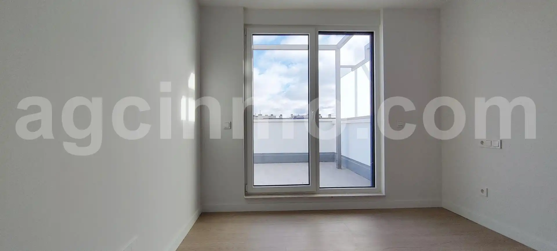 Habitación de Piso en venta en Valladolid con Calefacción, Terraza y Trastero