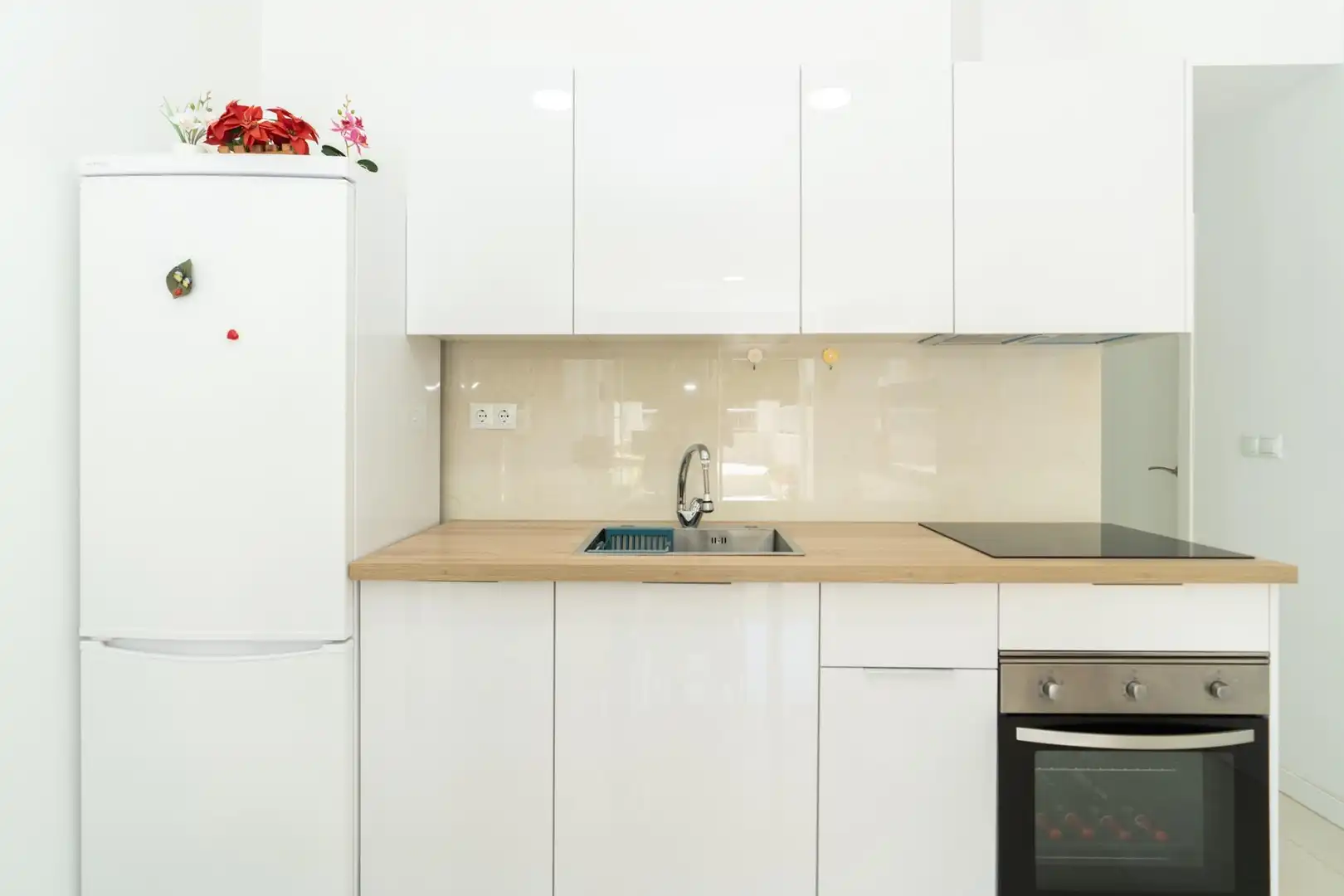 Kitchen of Houses for sale in Salobreña  with Air Conditioner, Terrace and Storage room