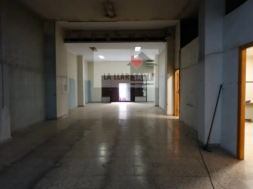 Local comercial de lloguer a Avenida Gregorio Molina, imagen 13