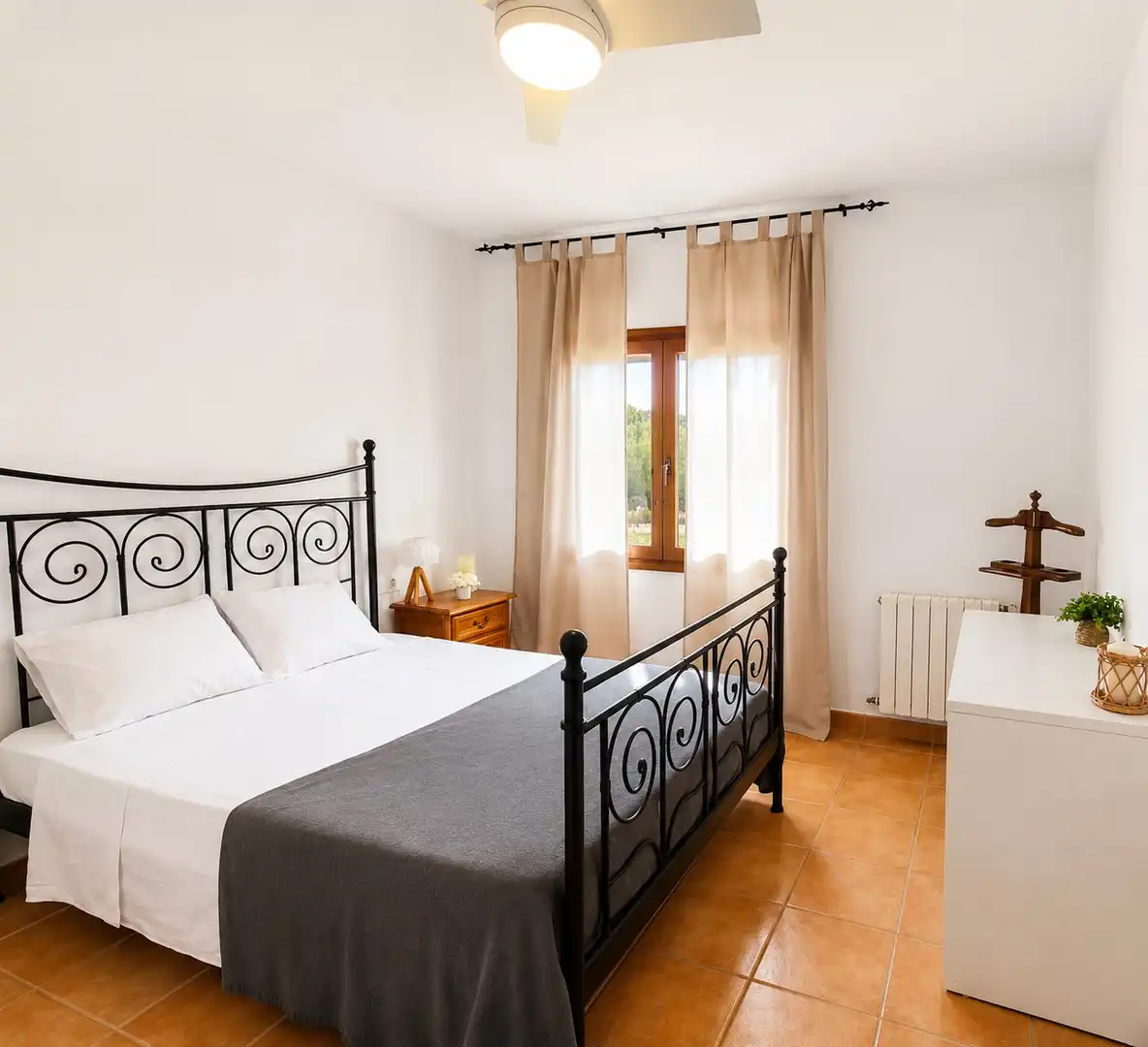 Bedroom of Houses for sale in Sils  with Heating, Private garden and Terrace