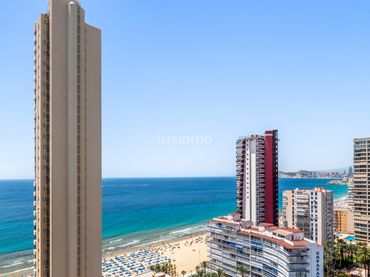 Pis amb piscina en venda a Playa de Levante