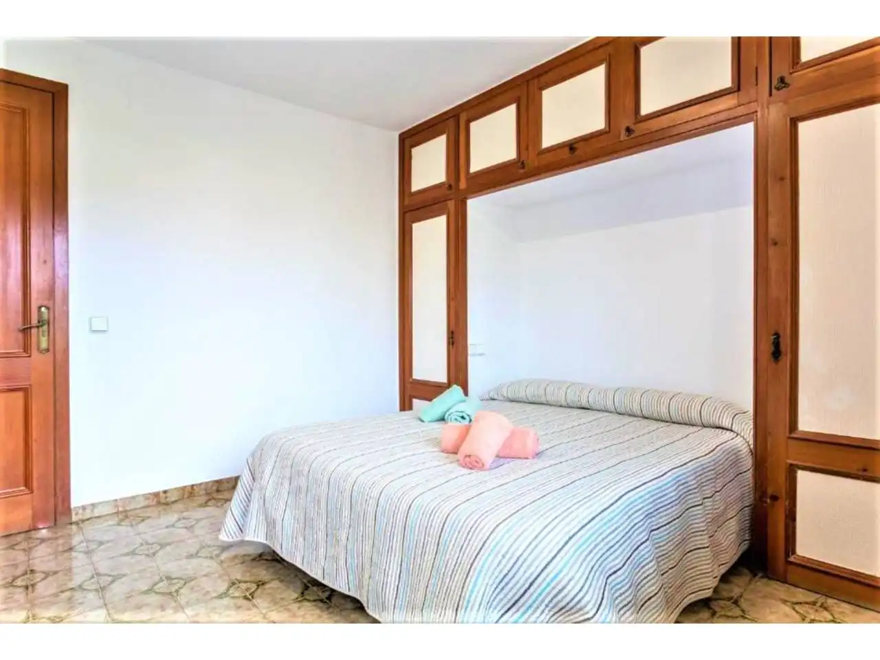 Habitación de Piso en venta en Castell d'Aro, Platja d'Aro i s'Agaró con Calefacción, Terraza y Balcón