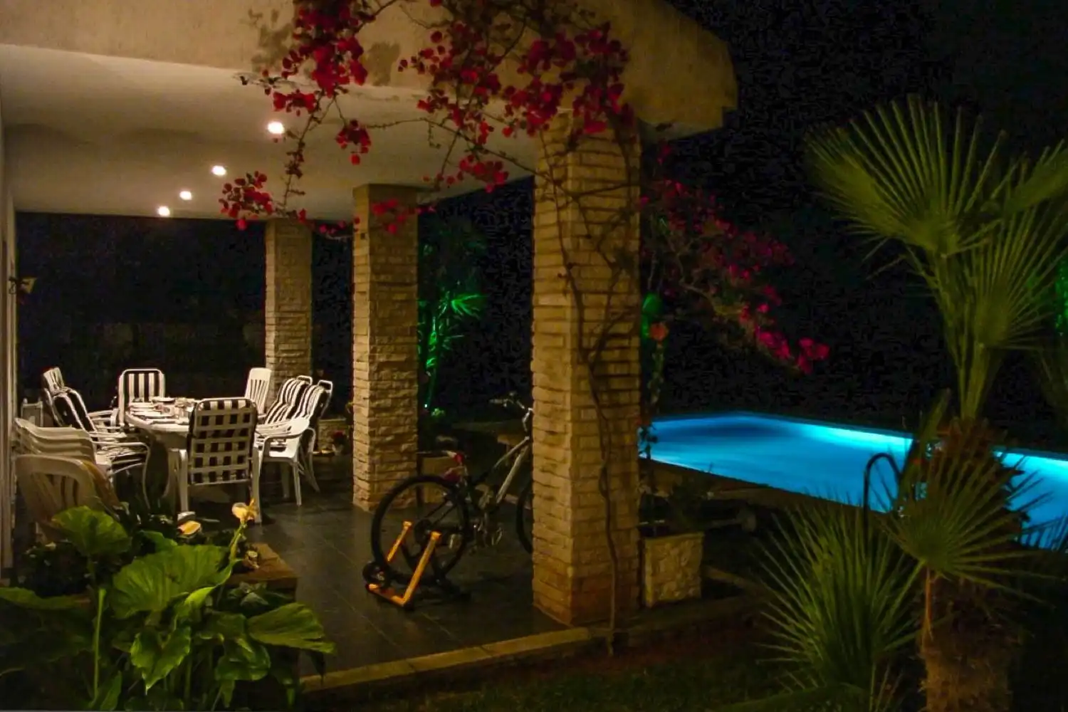 Piscina de Casa o chalet en venta en Dénia con Aire acondicionado, Calefacción y Terraza