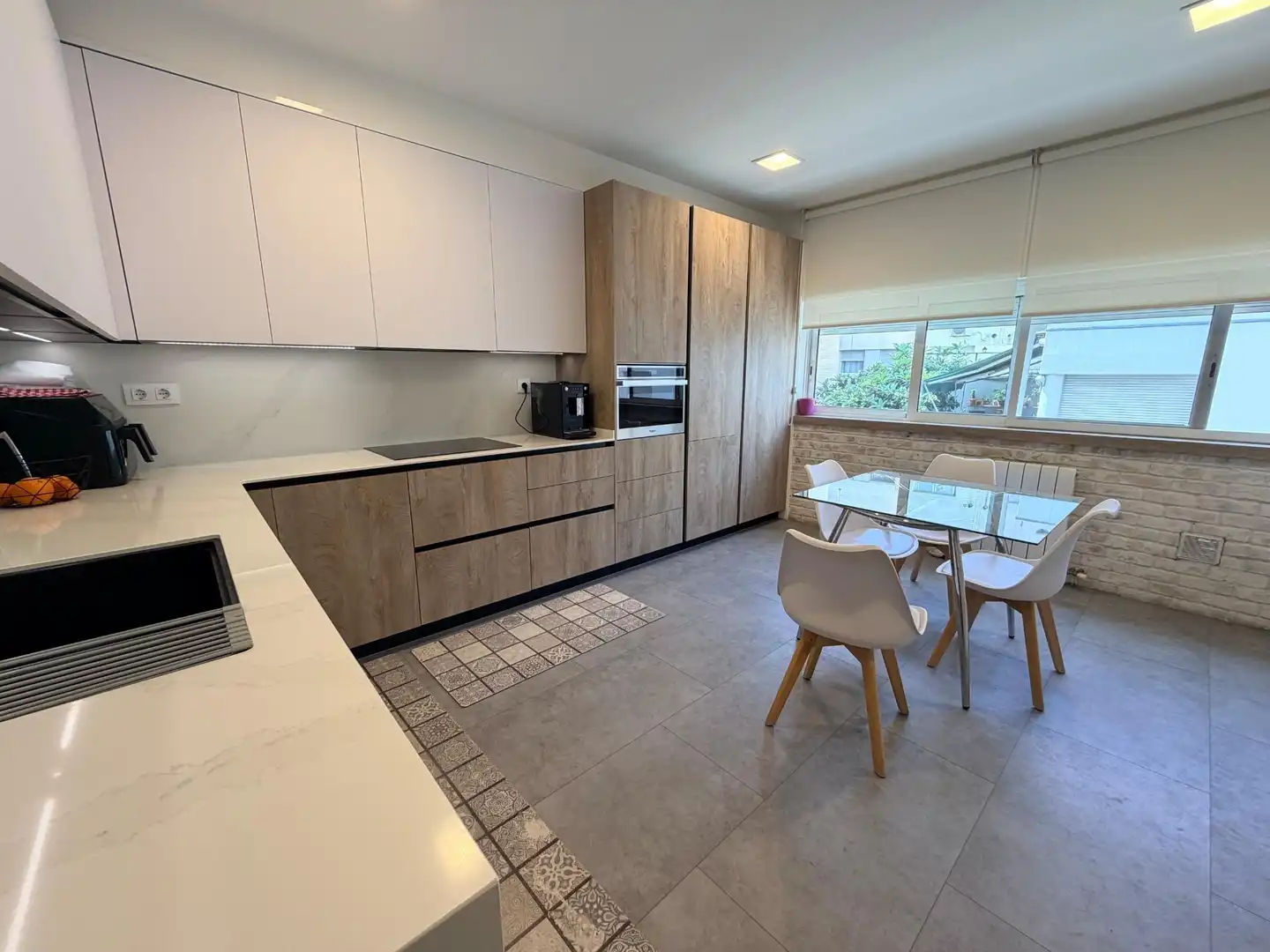 Kitchen of Houses for sale in Badalona  with Air Conditioner, Heating and Parquet flooring