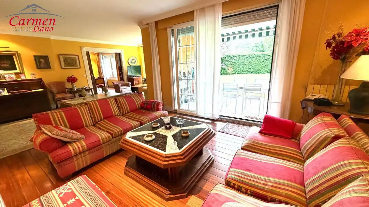 Living room of Detached homes for sale in Getxo   with Heating, Private garden and Storage room
