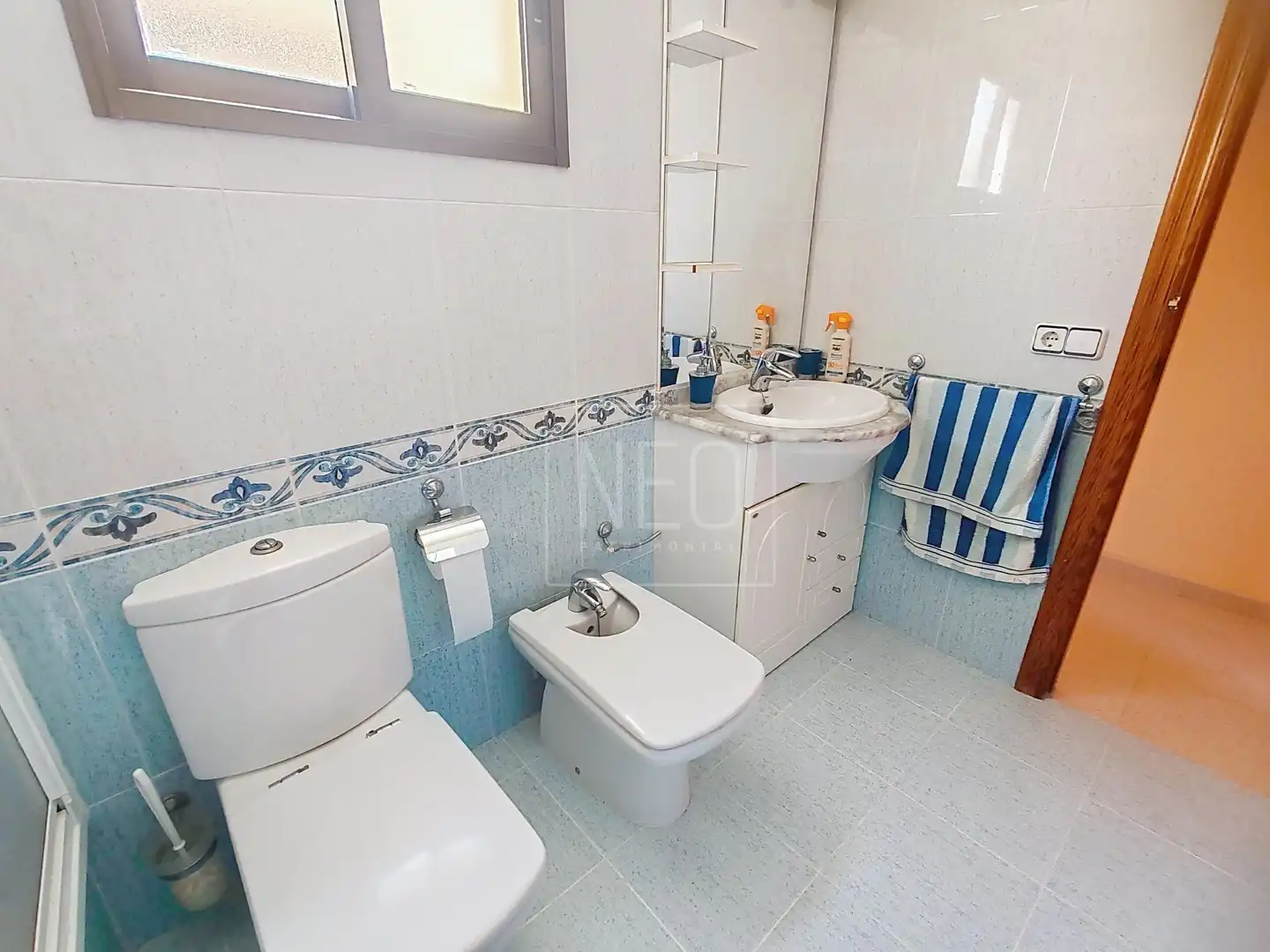 Baño de Ático en venta en Tavernes de la Valldigna con Terraza, Trastero y Piscina comunitaria